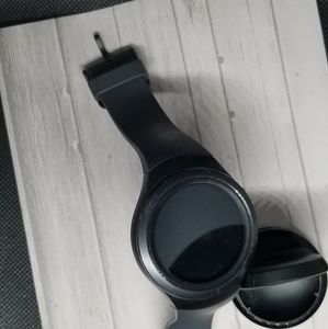 Samsung Gear S2 Smartwatch - Dark Gray